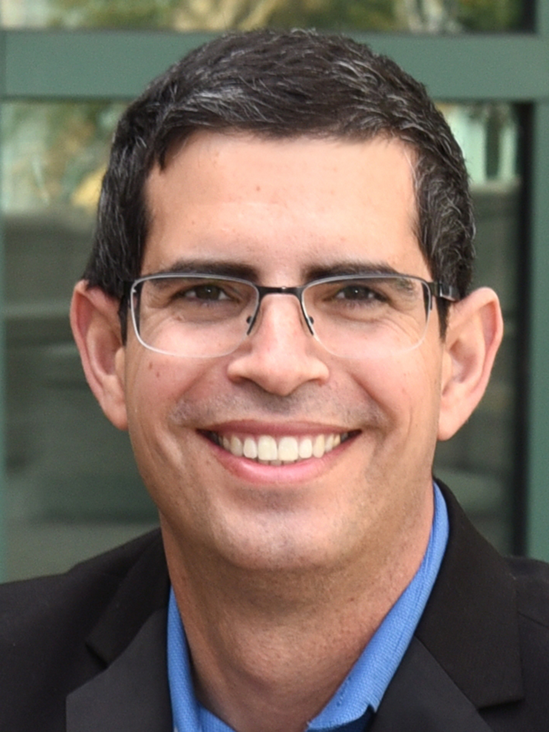 headshot of Nir Drayman, Ph.D.