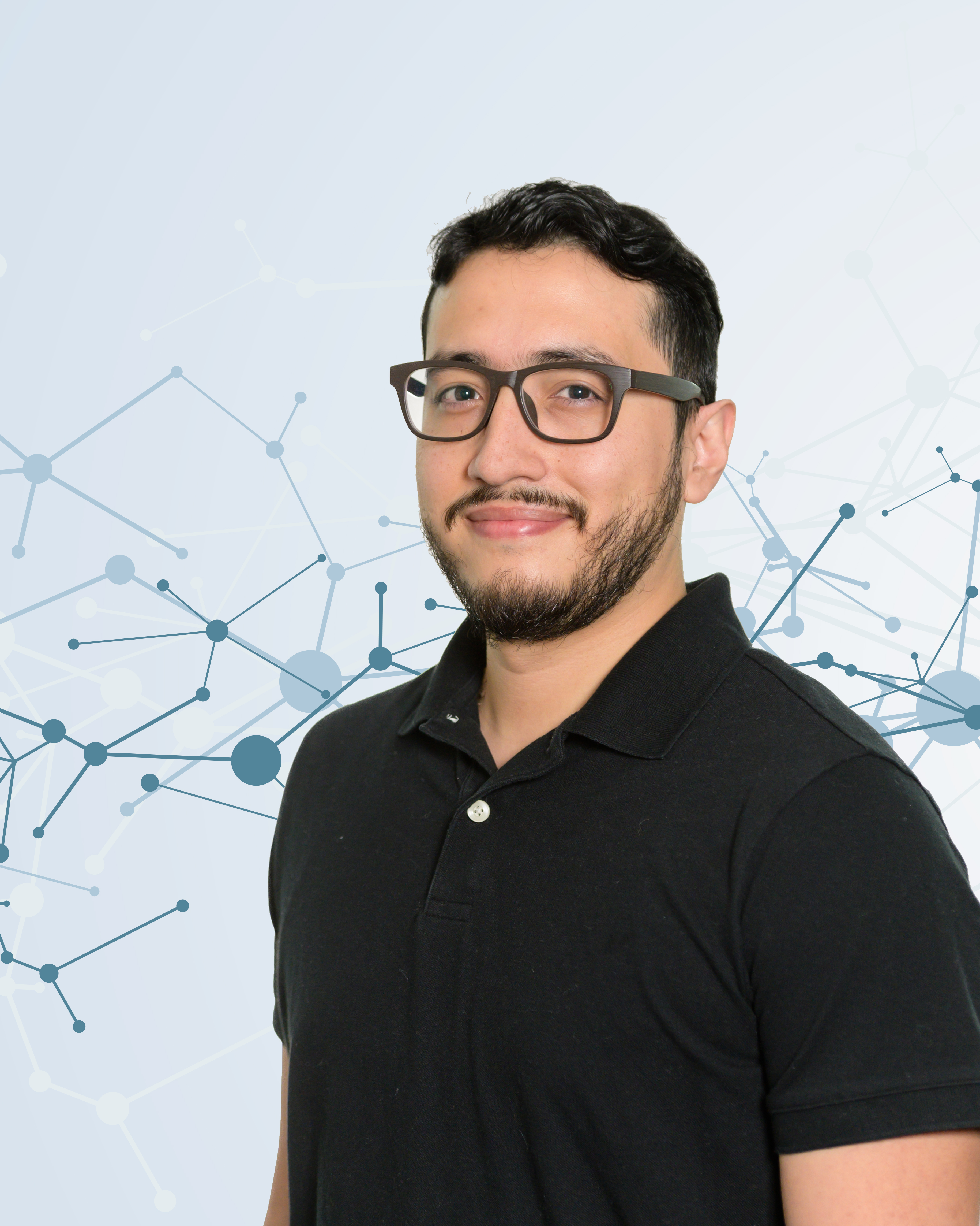 Headshot of Javier Perez-Fuentes