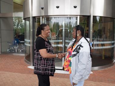 NIAID Liaison Greets Study Volunteer